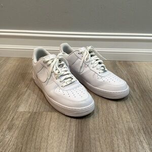 🔥🔥EUC Mens Nike AF1